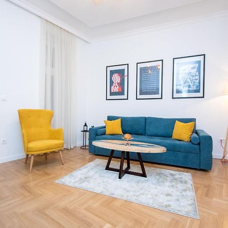 Megapolis City Center Suites Sarajevo Bagian luar foto